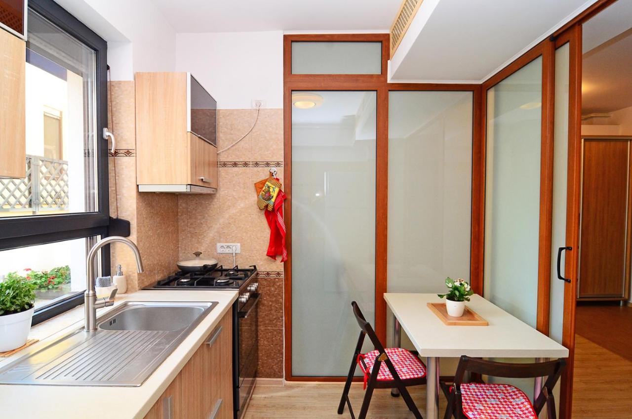 Luxury Apartment By The Park / Arch Of Triumph Bucharest Exterior photo